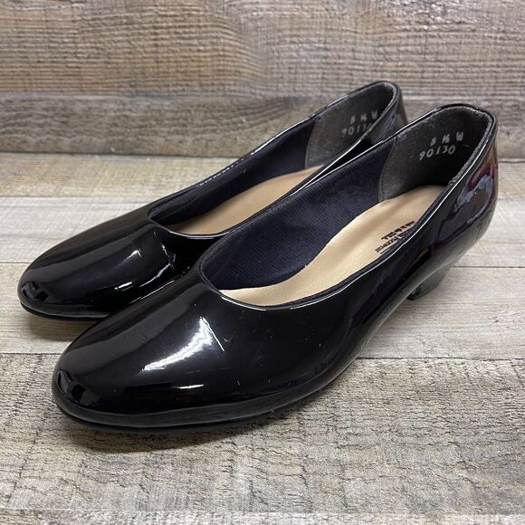 Capps Slip On Shoes Black High Gloss Size 5.5W Style 90130 - Picture 1 of 12